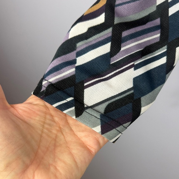 Glam & Fame Multicoloured Geometric Print Abstract Design Long Sleeve XL Top - Picture 5 of 11